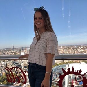 Meet your Posher, Alison